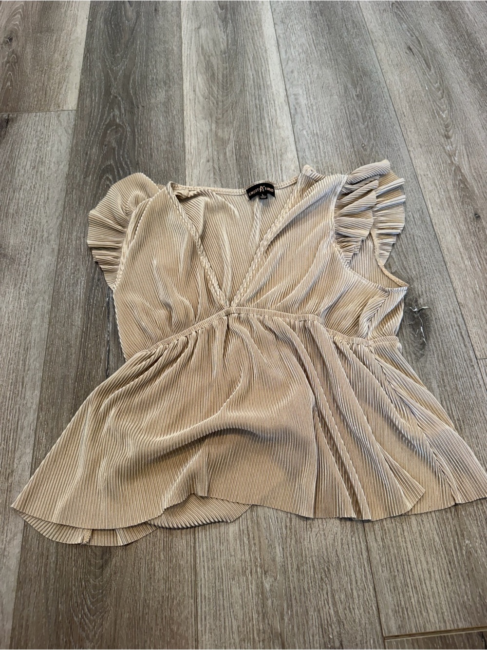 Neutral Tops Bundle - Picture 6 of 8